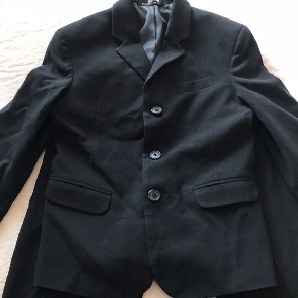 Boys Black Calvin Klein suit. - Picture 2 of 9